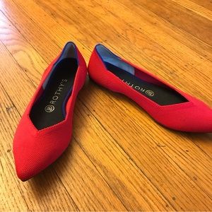 Rothy’s The Point flat in Red